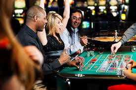 Antarmuka European Roulette dengan dealer langsung di cemaratoto